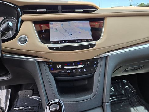 Used 2024 Cadillac XT5 Premium Luxury w/ Platinum Package FWD image 23