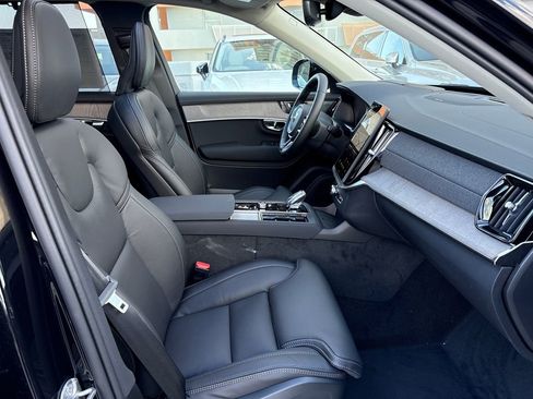 New 2026 Volvo XC90 B6 Ultra AWD/4WD image 17