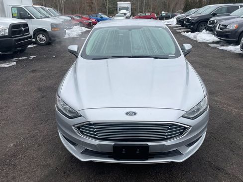 Used 2017 Ford Fusion S image 3