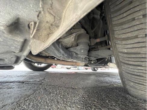 Used 2013 Toyota Avalon Limited image 36