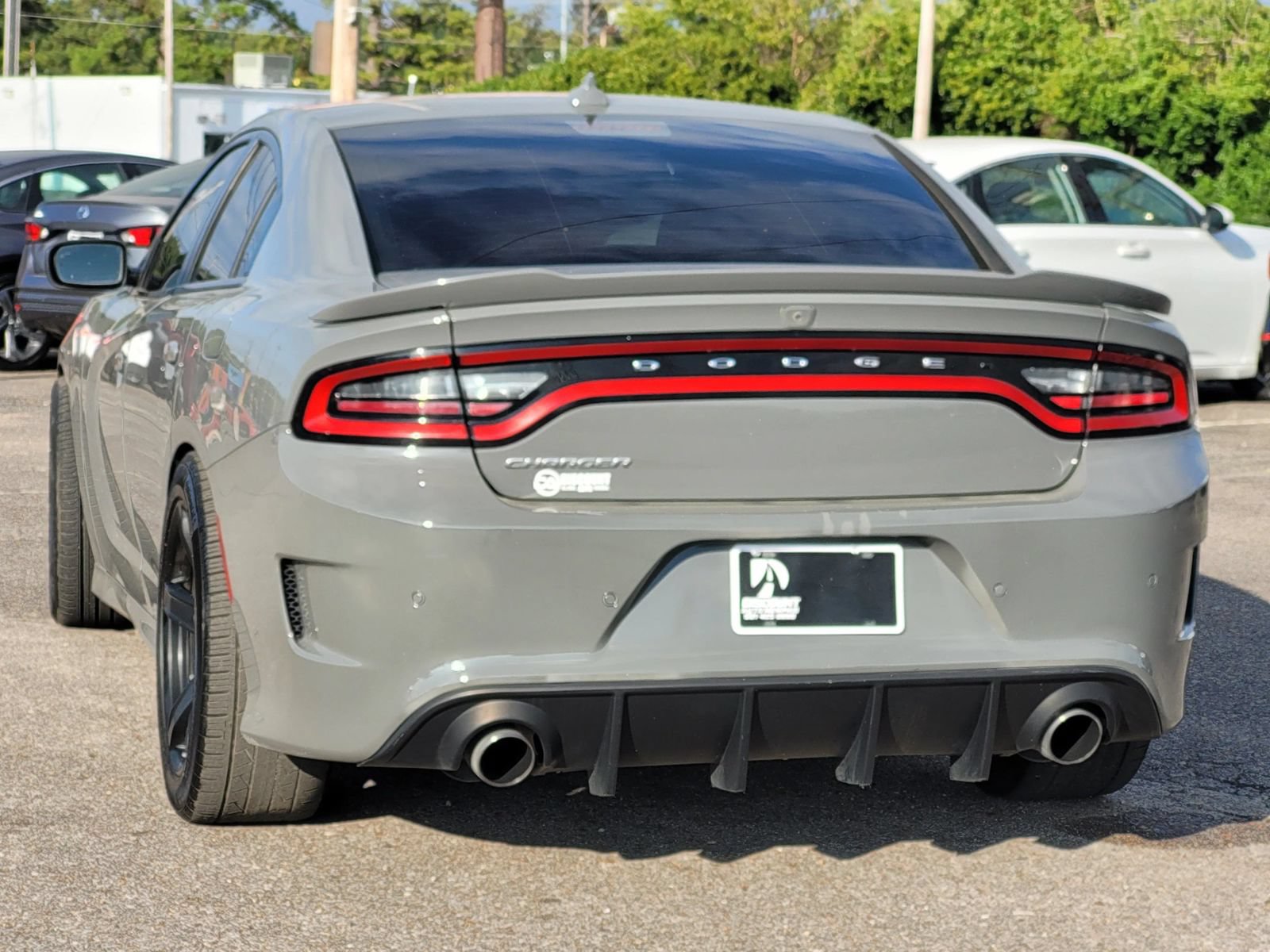 Used 2018 Dodge Charger SRT Hellcat RWD image 18