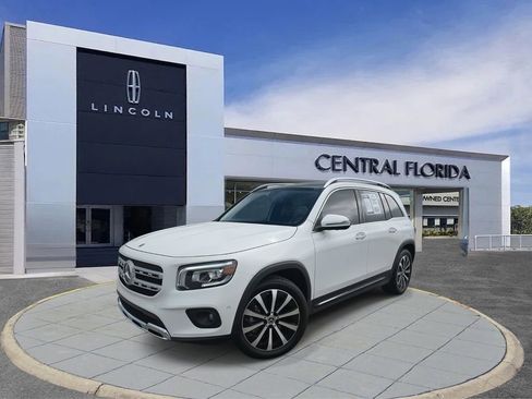 Used 2022 Mercedes-Benz GLB 250 image 24