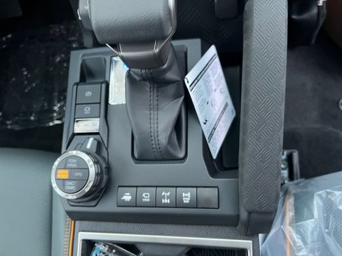 New 2025 Toyota Tacoma 4x4 Double Cab Hybrid image 19