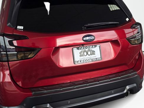 Used 2022 Subaru Forester Limited w/ Popular Package #3 AWD/4WD image 13