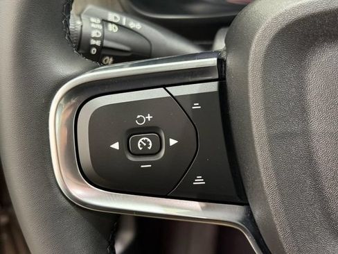 Used 2023 Volvo XC40 B5 Ultimate w/ Climate Package AWD/4WD image 16