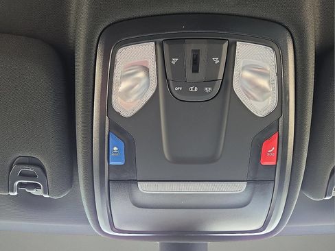 Used 2024 RAM 3500 Big Horn AWD/4WD image 20