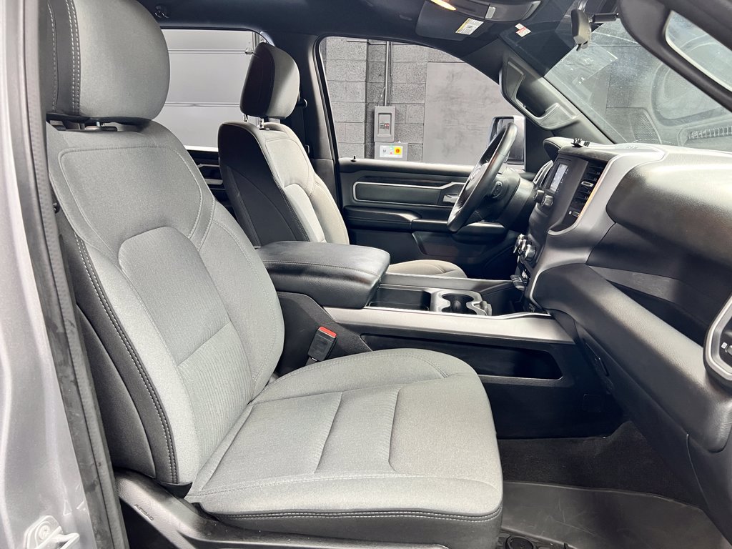 Used 2022 RAM 1500 Big Horn AWD/4WD image 8