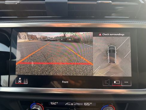 Used 2024 Audi Q3 2.0T Premium Plus image 21