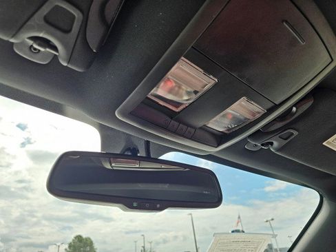 Used 2014 Dodge Challenger R/T image 38