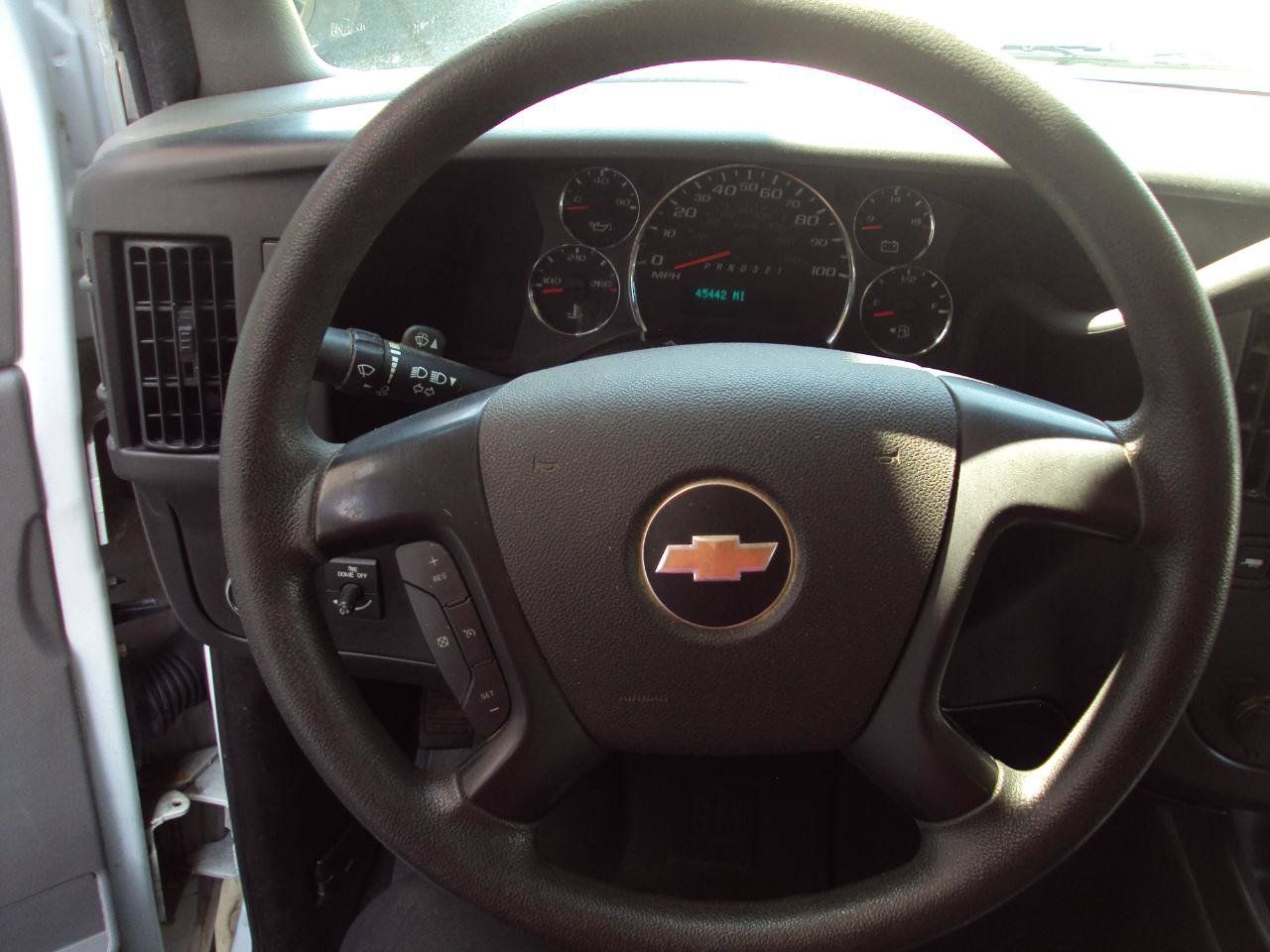 Used 2013 Chevrolet Express 1500 LT w/ LT Preferred Equipment Group AWD/4WD image 19