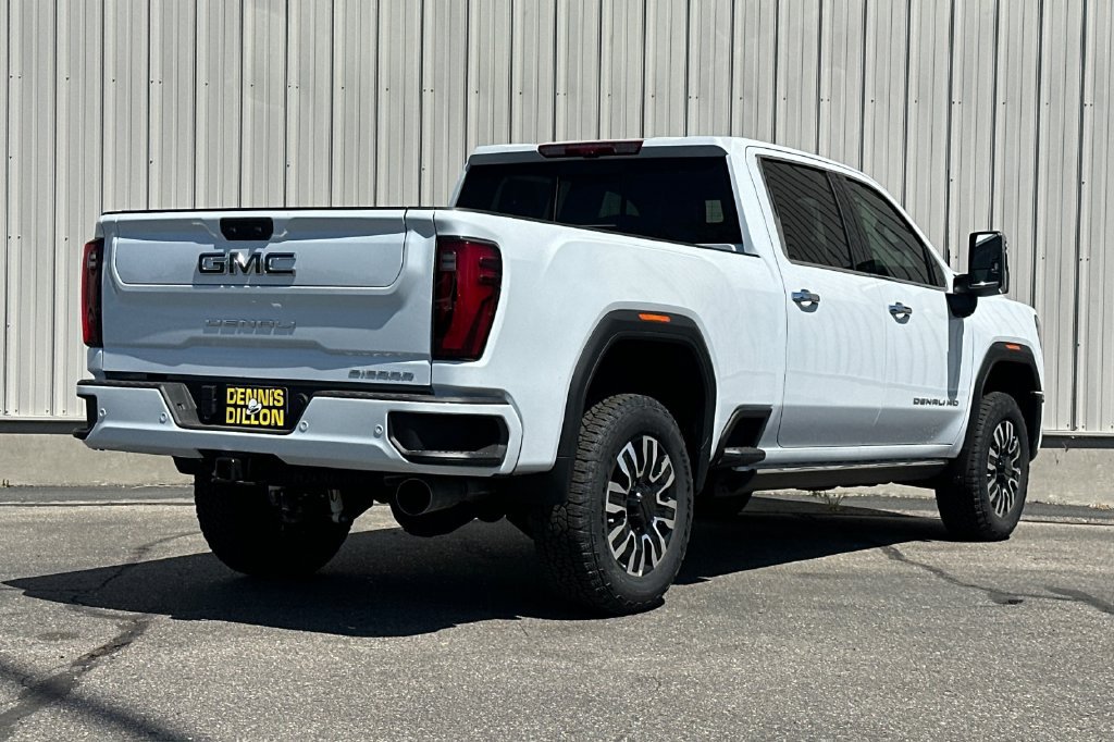 Used 2026 GMC Sierra 2500 Denali Ultimate w/ Max Trailering Package AWD/4WD image 7