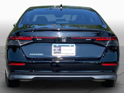 Used 2023 Honda Accord EX image 5