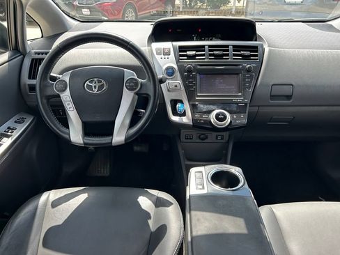 Used 2013 Toyota Prius V Five FWD image 16