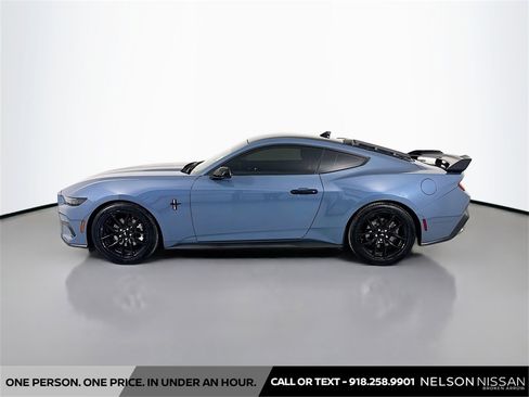 Used 2024 Ford Mustang Coupe image 8