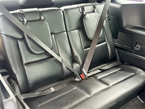 Used 2021 Ford Explorer XLT w/ Equipment Group 202A image 26