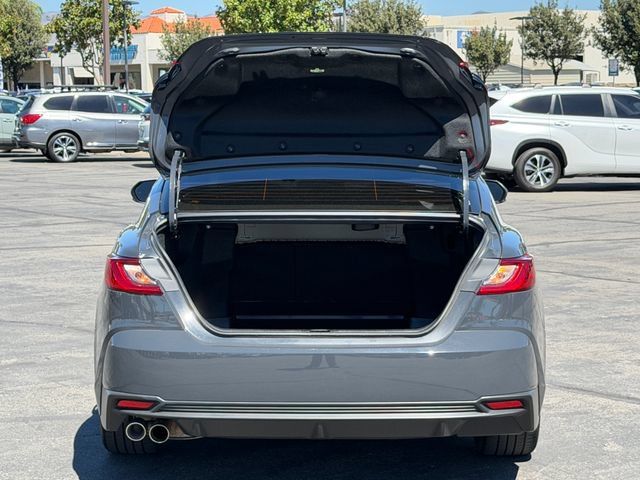 Used 2025 Toyota Camry SE FWD image 6