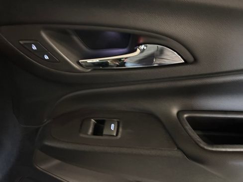 Used 2019 Chevrolet Equinox LT AWD/4WD image 27