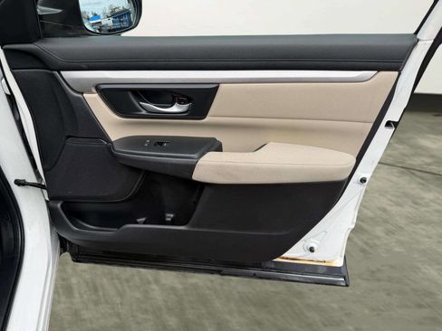 Used 2017 Honda CR-V LX image 28