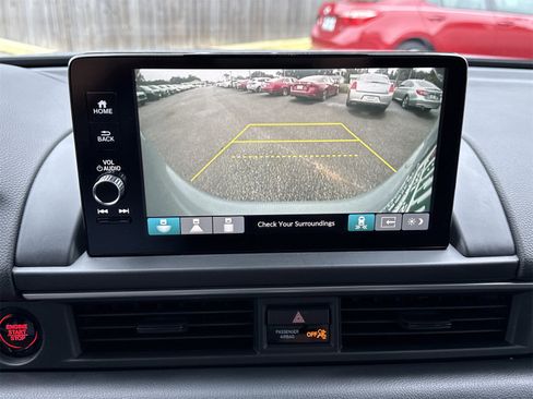 Used 2023 Honda Pilot Touring image 26