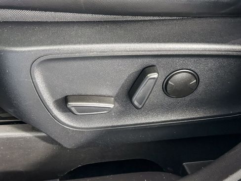 Used 2024 Ford Escape ST-Line image 22