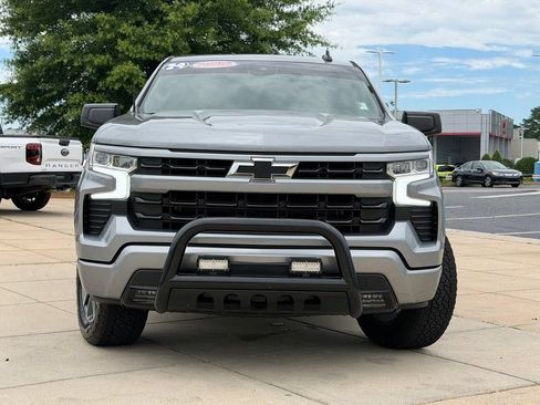 Used 2024 Chevrolet Silverado 1500 RST w/ Convenience Package II RWD image 2