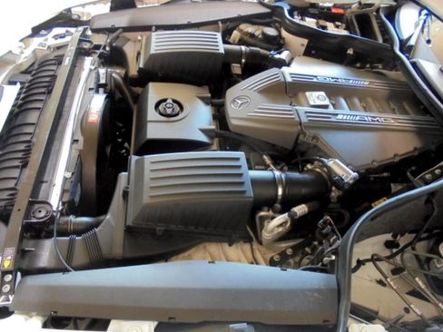 Used 2012 Mercedes-Benz SLS AMG Roadster image 33