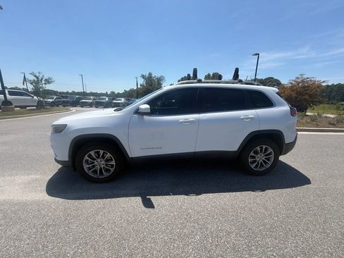 Used 2021 Jeep Cherokee Latitude Lux w/ Comfort/Convenience Group AWD/4WD image 4