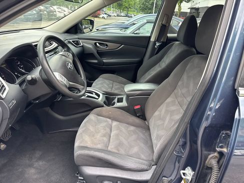 Used 2016 Nissan Rogue SV FWD image 9