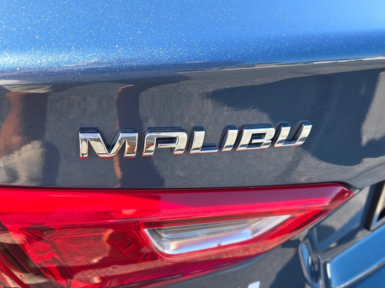Used 2024 Chevrolet Malibu LT FWD image 11