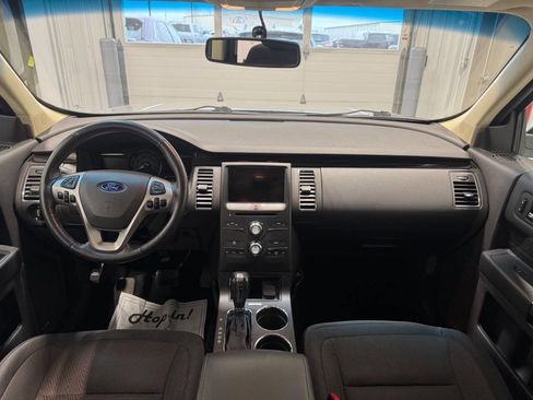 Used 2019 Ford Flex SEL image 26