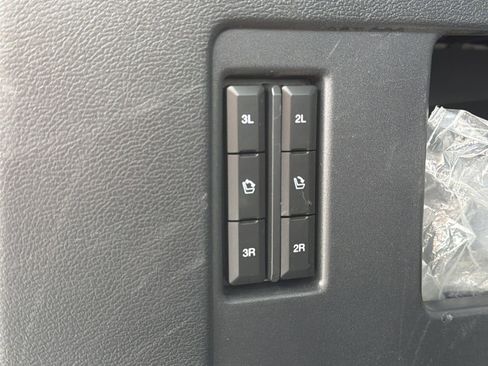 Certified 2022 Ford Expedition Platinum AWD/4WD image 30