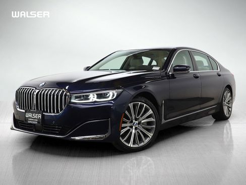 Used 2020 BMW 750i xDrive w/ Executive Package AWD/4WD image 1