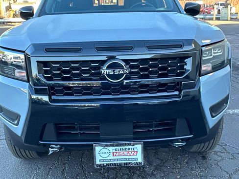 New 2026 Nissan Frontier SV w/ Tow Package image 9