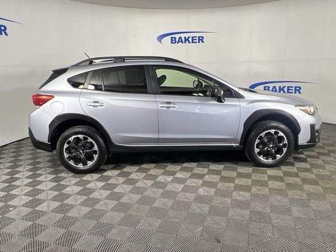 Used 2022 Subaru Crosstrek 2.0i AWD/4WD image 9