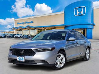 Used 2025 Honda Accord LX video 1