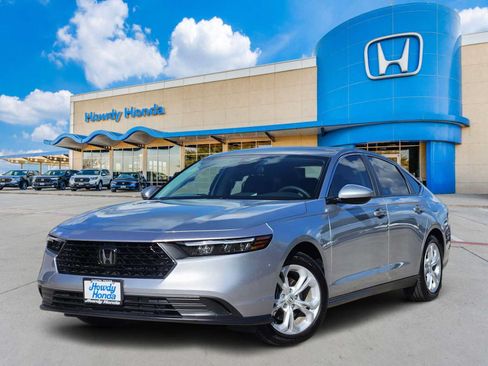 Used 2025 Honda Accord LX image 1