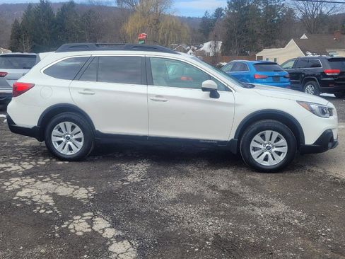 Used 2018 Subaru Outback 2.5i Premium w/ Protection Package #1 image 9