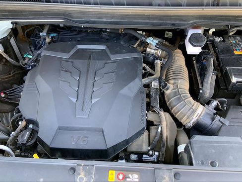 Certified 2024 Kia Carnival EX FWD image 34