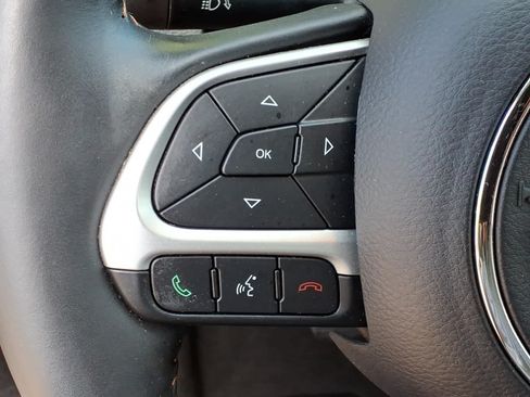 Used 2018 Jeep Compass Limited AWD/4WD image 17