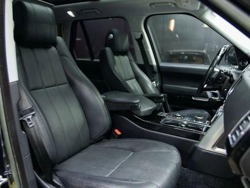 Used 2015 Land Rover Range Rover Supercharged AWD/4WD image 24