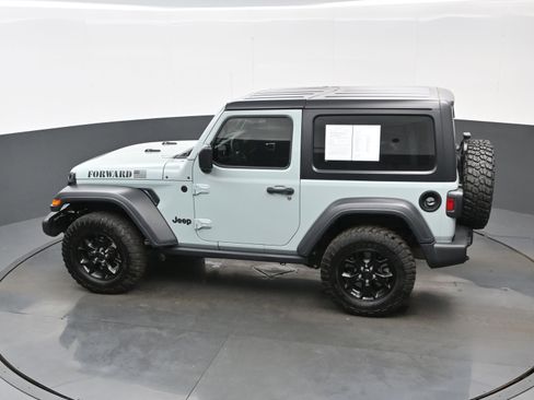 Used 2023 Jeep Wrangler Willys image 31