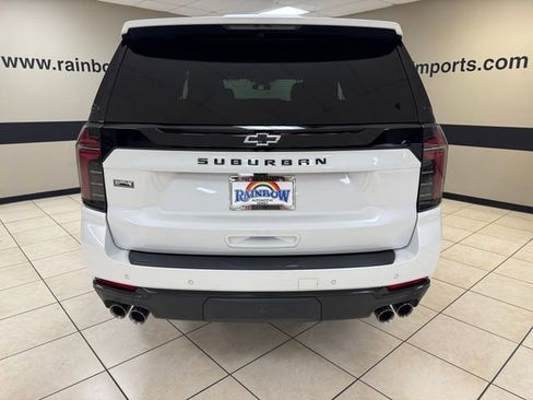 Used 2025 Chevrolet Suburban Z71 AWD/4WD image 5
