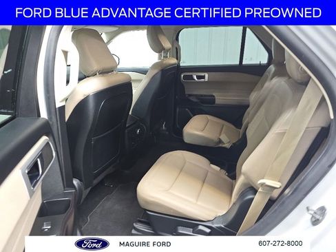 Used 2020 Ford Explorer XLT w/ Equipment Group 202A AWD/4WD image 34
