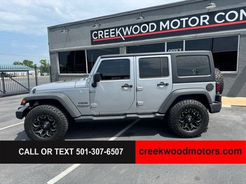Used 2017 Jeep Wrangler Unlimited Sport w/ Quick Order Package 24S AWD/4WD image 6