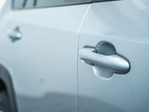 Certified 2025 Toyota RAV4 LE FWD image 15