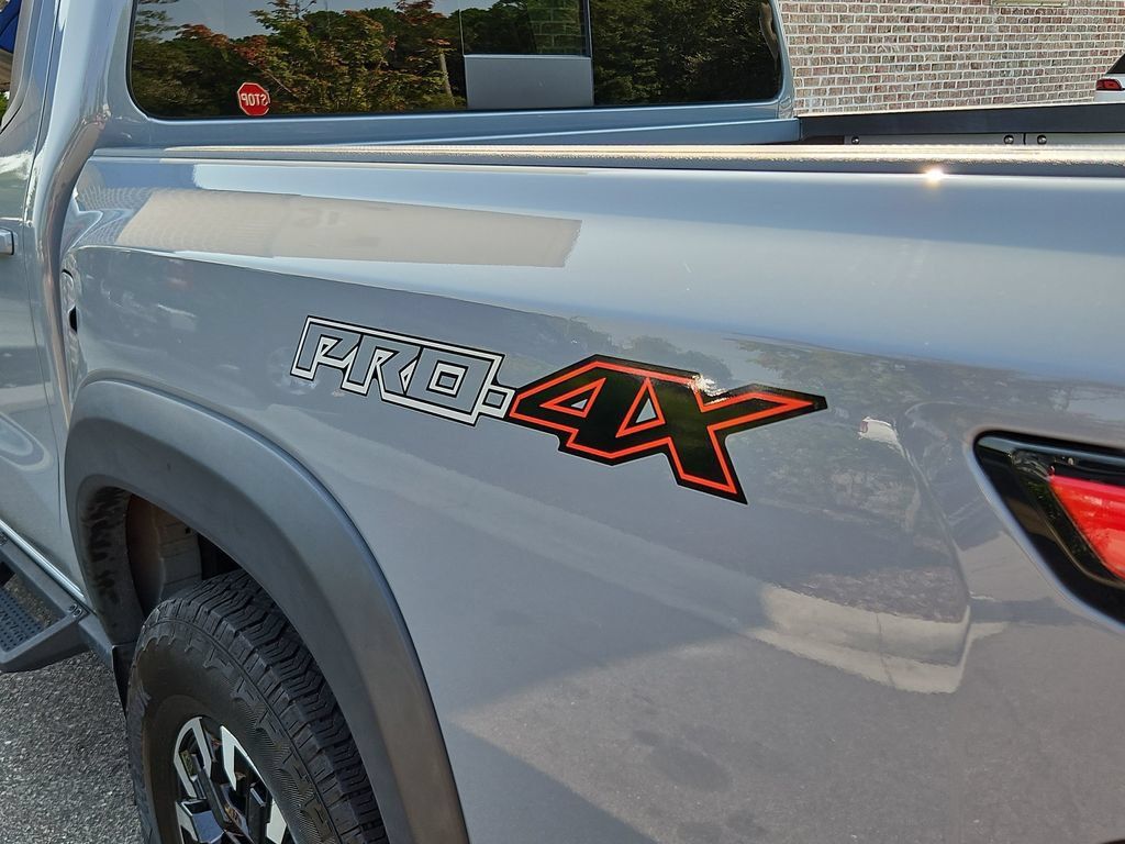 Used 2023 Nissan Frontier PRO-4X w/ Pro Convenience Package AWD/4WD image 30