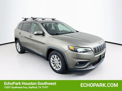 Used 2019 Jeep Cherokee Latitude w/ Popular Appearance Group