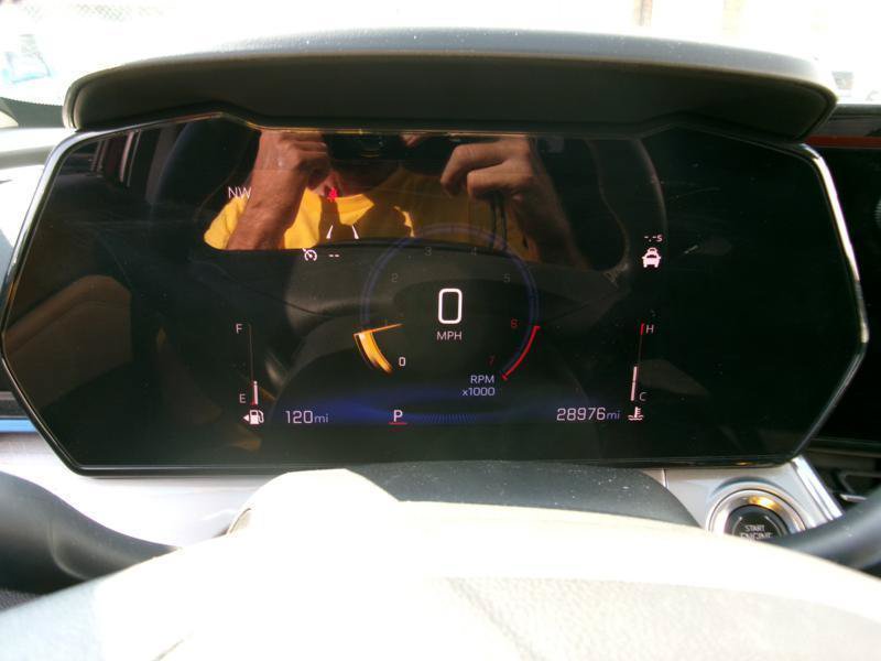 Used 2025 Chevrolet Trax LT w/ LT Convenience Package FWD image 15