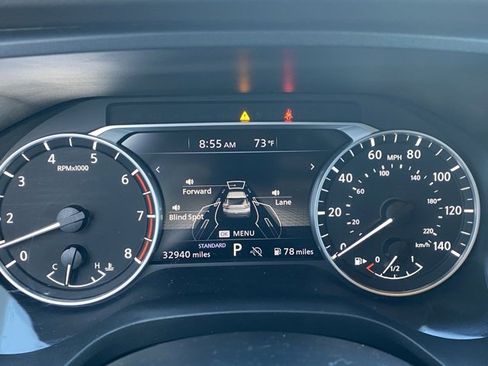 Used 2023 Nissan Rogue S image 16