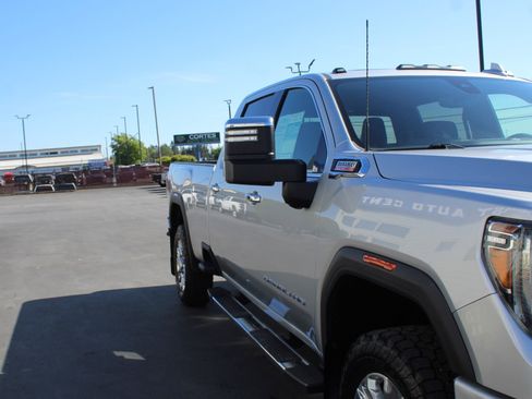 Used 2020 GMC Sierra 3500 Denali w/ Denali Ultimate Package AWD/4WD image 9